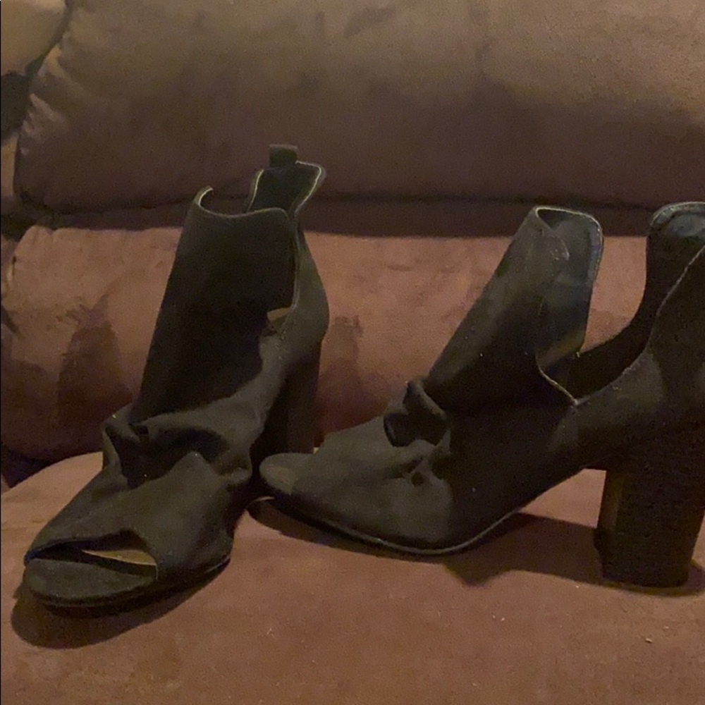 Black boots NWOT size 9